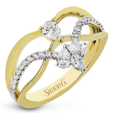 Right Hand Ring in 18k Gold with Diamonds