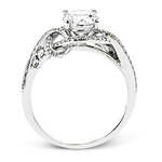 Engagement Ring in 18k Gold with Diamonds