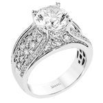 Engagement Ring in 18k Gold
