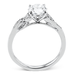 Engagement Ring in 18k Gold with Diamonds