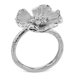 Right Hand Ring in 18k Gold with Diamonds
