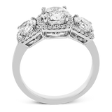 Engagement Ring in 18k Gold with Diamonds