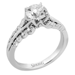 Engagement Ring in 18k Gold with Diamonds