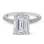 Engagement Ring in 18k Gold with Diamonds