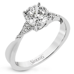 Engagement Ring in 18k Gold with Diamonds