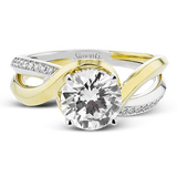 Engagement Ring in 18k Gold with Diamonds