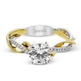 Engagement Ring in 18k Gold with Diamonds