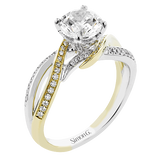Engagement Ring in 18k Gold with Diamonds