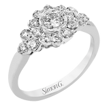 Engagement Ring in 18k Gold with Diamonds