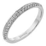 Wedding Band in 18k Gold with Diamonds