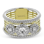 Right Hand Ring in 18k Gold with Diamonds
