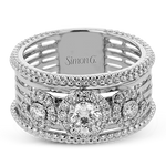 Right Hand Ring in 18k Gold with Diamonds