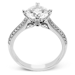 Engagement Ring in 18k Gold with Diamonds