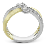 Right Hand Ring in 18k Gold with Diamonds