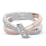 Right Hand Ring in 18k Gold with Diamonds