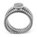 Right Hand Ring in 18k Gold with Diamonds