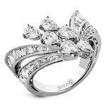 Right Hand Ring in 18k Gold with Diamonds
