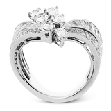Right Hand Ring in 18k Gold with Diamonds