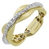 Right Hand Ring in 18k Gold with Diamonds