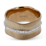 Right Hand Ring in 18k Gold with Diamonds