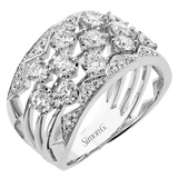 Right Hand Ring in 18k Gold with Diamonds