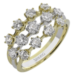 Right Hand Ring in 18k Gold with Diamonds