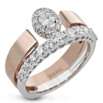 Right Hand Ring in 18k Gold with Diamonds