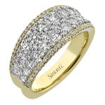 Right Hand Ring in 18k Gold with Diamonds