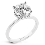 Engagement Ring in 18k Gold with Diamonds