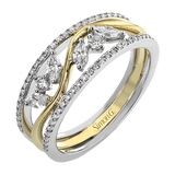 Right Hand Ring in 18k Gold with Diamonds