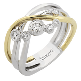 Right Hand Ring in 18k Gold with Diamonds