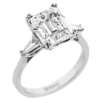 Engagement Ring in 18k Gold