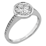Engagement Ring in 18k Gold with Diamonds