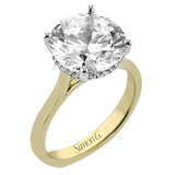 Engagement Ring in 18k Gold with Diamonds