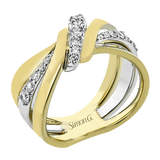 Right Hand Ring in 18k Gold with Diamonds