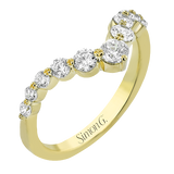 Right Hand Ring in 18k Gold with Diamonds