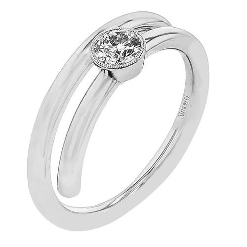 Right Hand Ring in 18k Gold with Diamonds