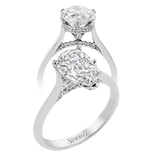 Engagement Ring in 18k Gold with Diamonds