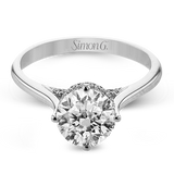 Engagement Ring in 18k Gold with Diamonds