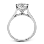 Engagement Ring in 18k Gold with Diamonds