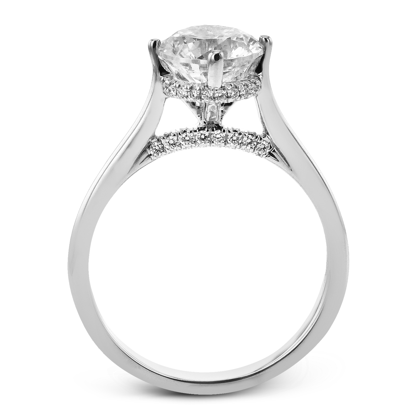 Engagement Ring in 18k Gold with Diamonds