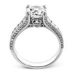 Engagement Ring in 18k Gold with Diamonds