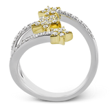 Right Hand Ring in 18k Gold with Diamonds