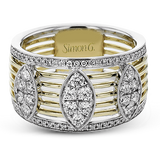 Right Hand Ring in 18k Gold with Diamonds