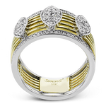 Right Hand Ring in 18k Gold with Diamonds