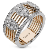 Right Hand Ring in 18k Gold with Diamonds