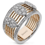 Right Hand Ring in 18k Gold with Diamonds