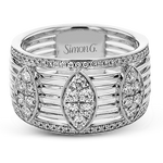 Right Hand Ring in 18k Gold with Diamonds