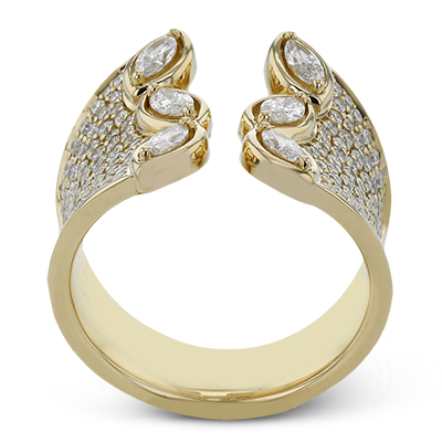 Right Hand Ring in 18k Gold with Diamonds
