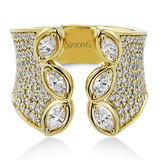 Right Hand Ring in 18k Gold with Diamonds